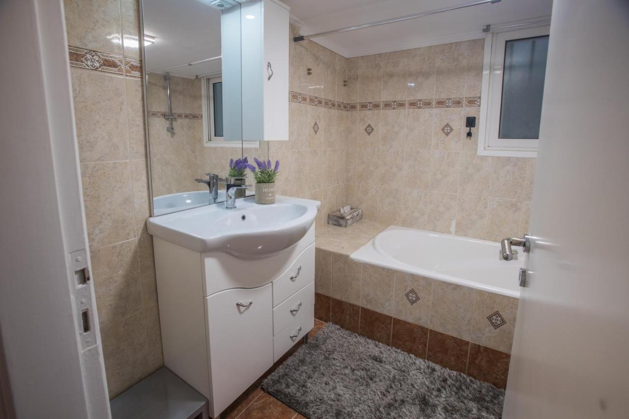 Efis Apartment Down Town Perfect Location Nafpaktos Exterior foto